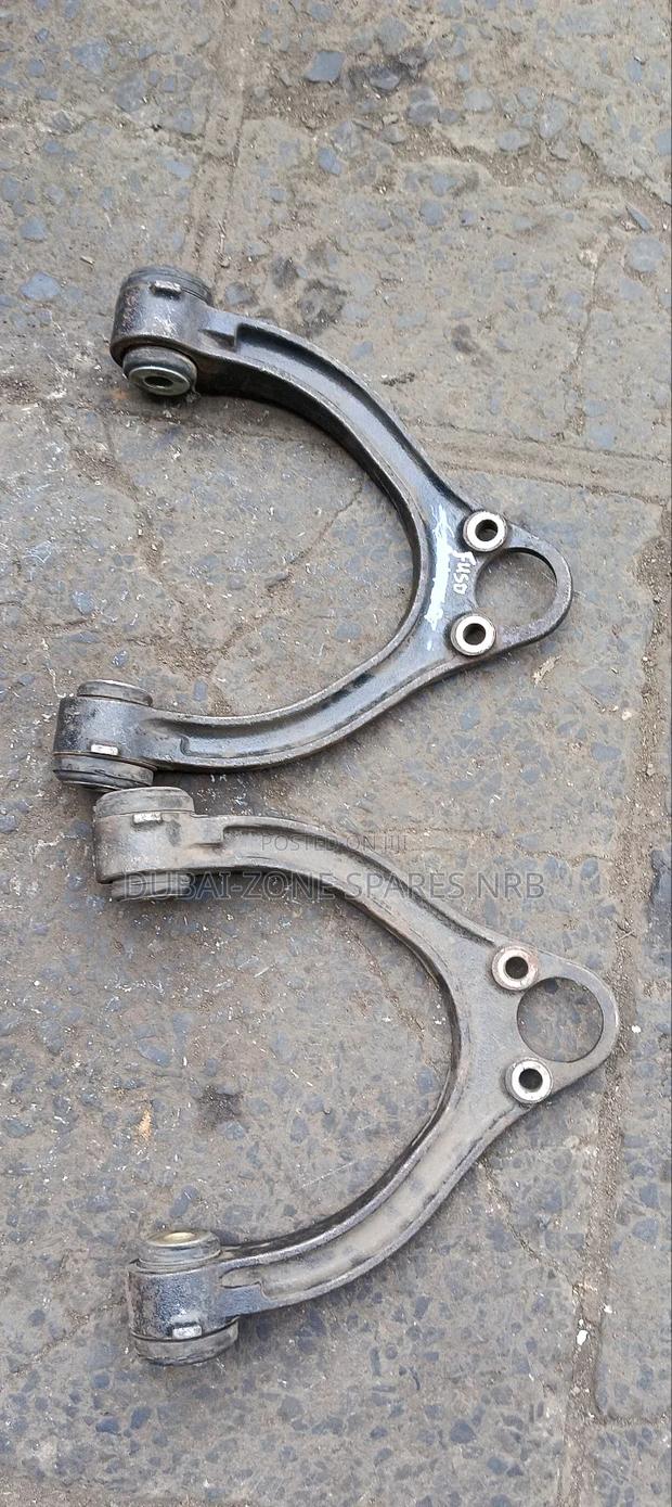 Upper Control Arms Fuso.