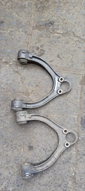 Upper Control Arms Fuso.