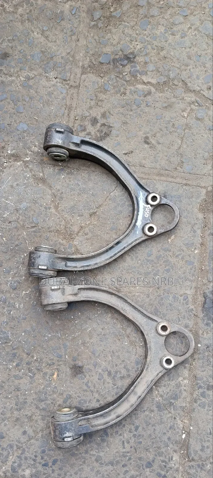 Upper Control Arms Fuso.