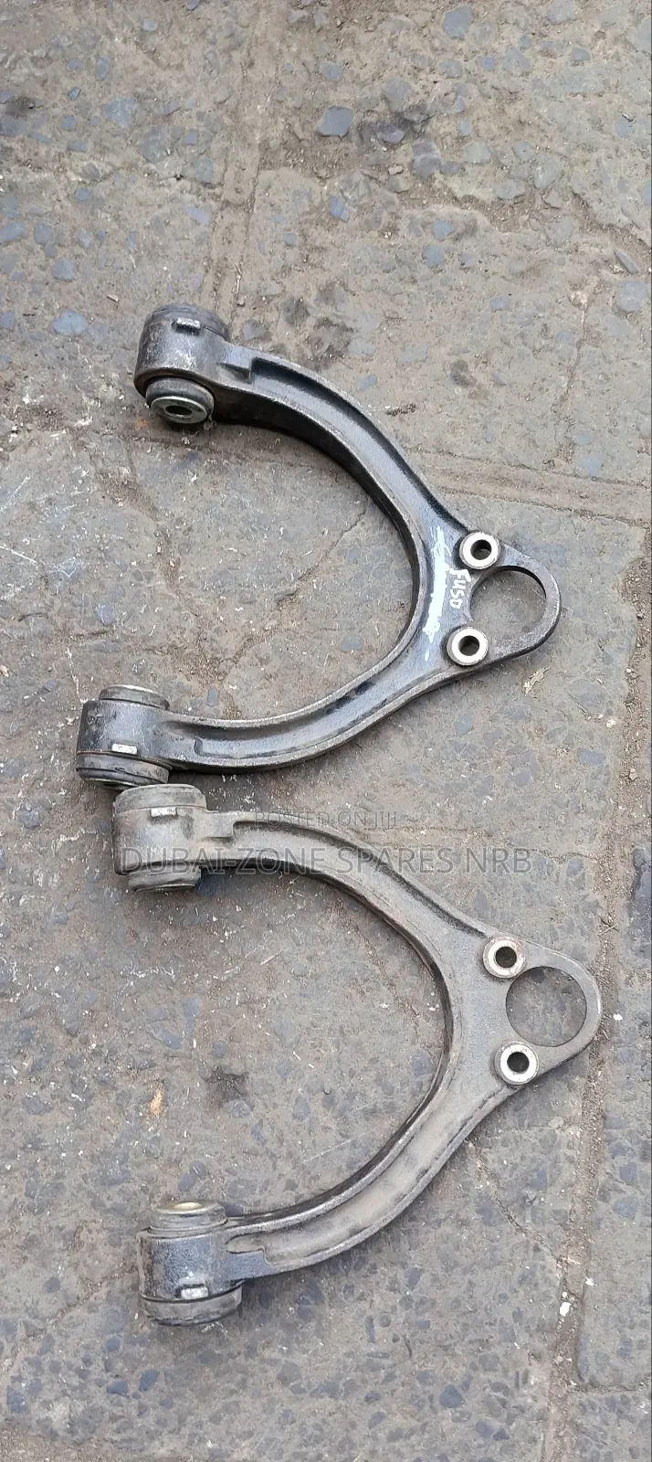 Upper Control Arms Fuso.