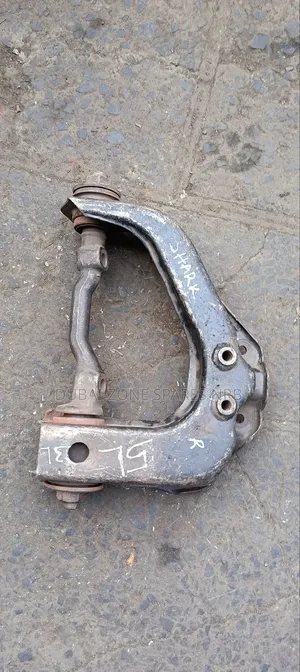 Upper Control Arms 3L, 5L, Shark Hiace.