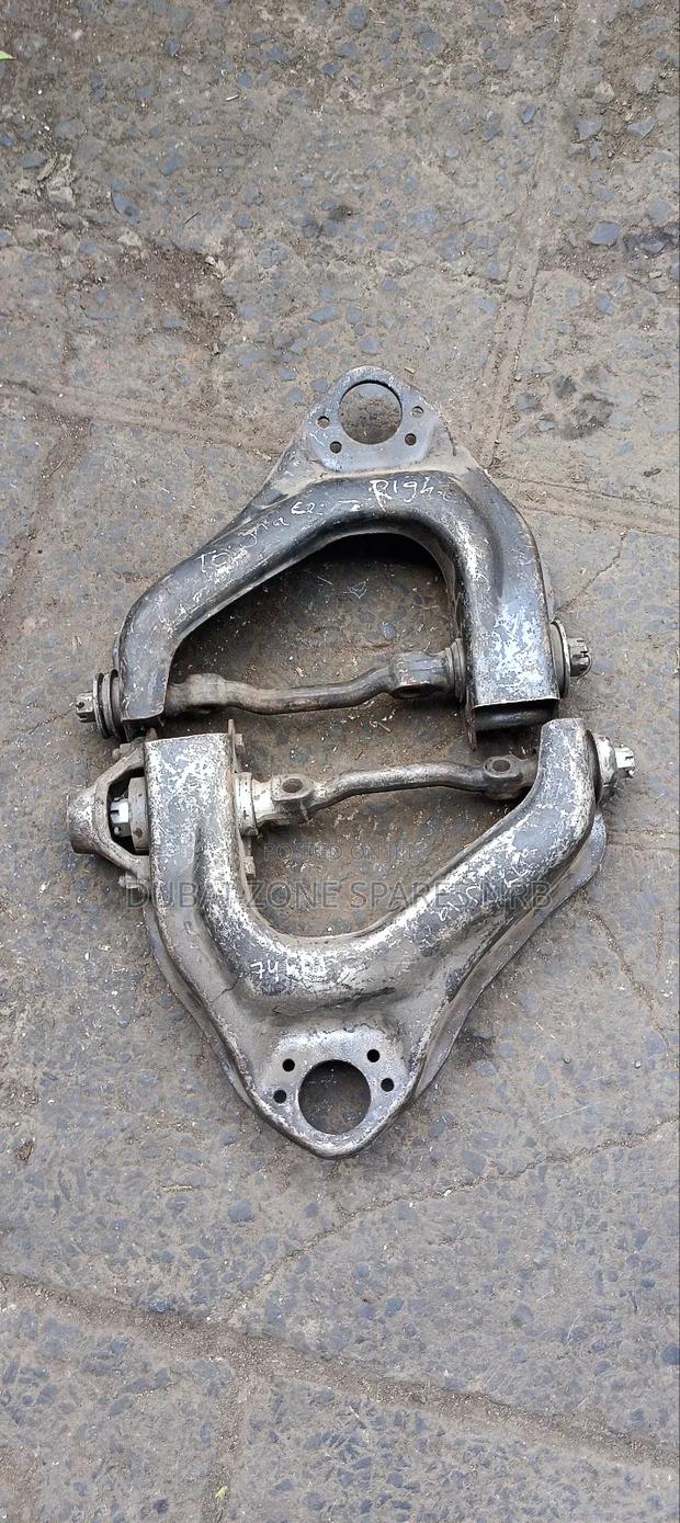 Upper Control Arms Townace 2wd.