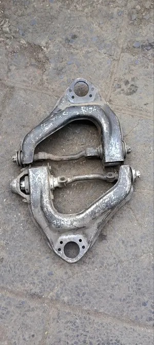 Upper Control Arms Townace 2wd.