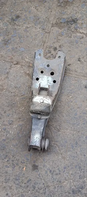 Lower Control Arms Vannette, Mazda Bondo.