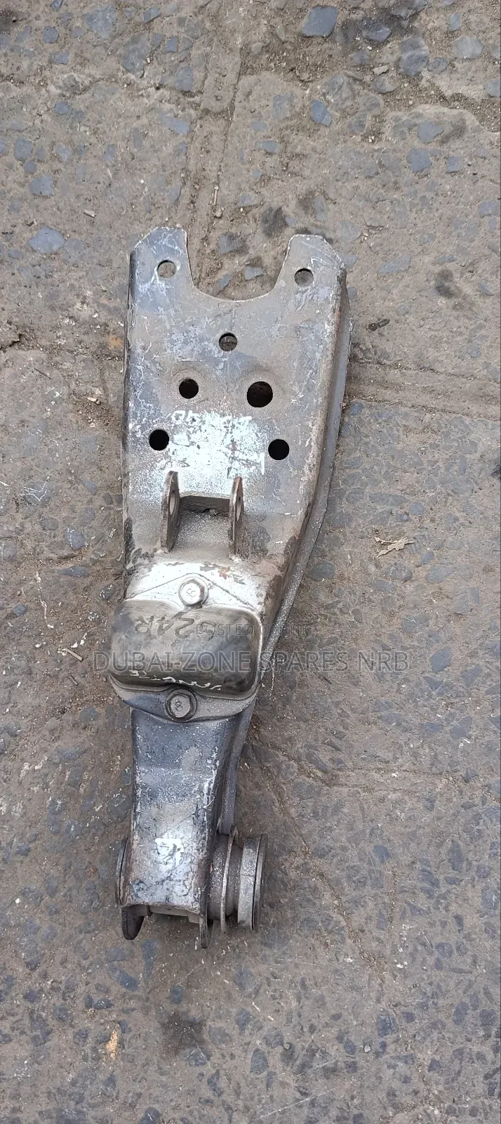 Lower Control Arms Vannette, Mazda Bondo.