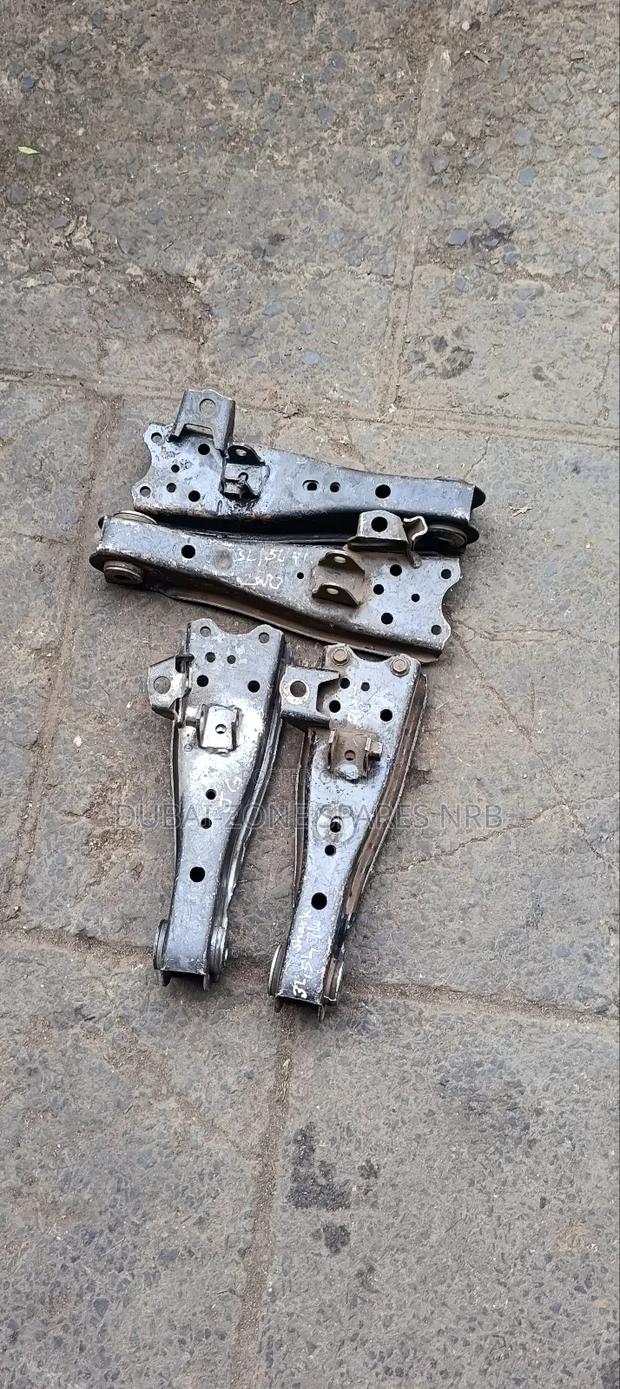 Lower Control Arms 3L,5L,7L Hiace Shark. - main view