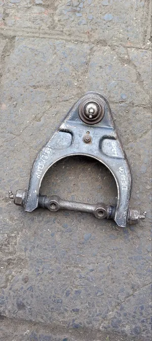 Upper Control Arms Delica L300.