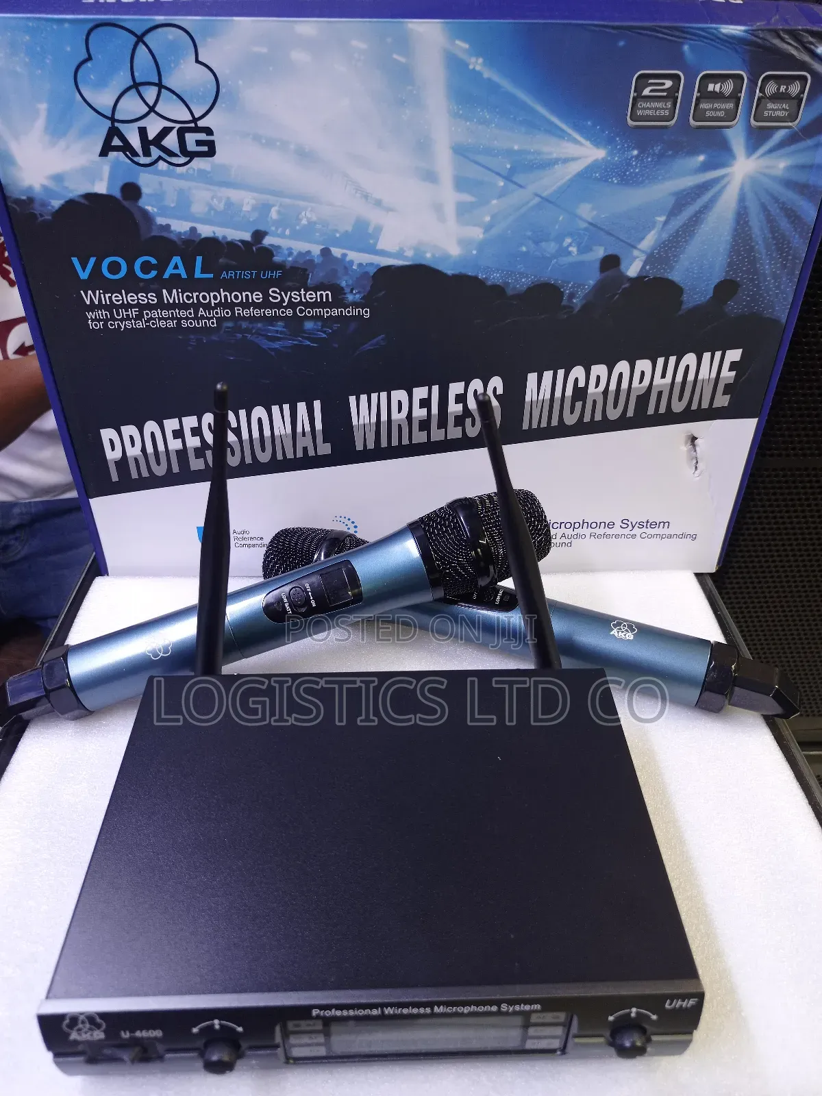 AKG U-4600 - 150m Distance Professional Wireless Microphone