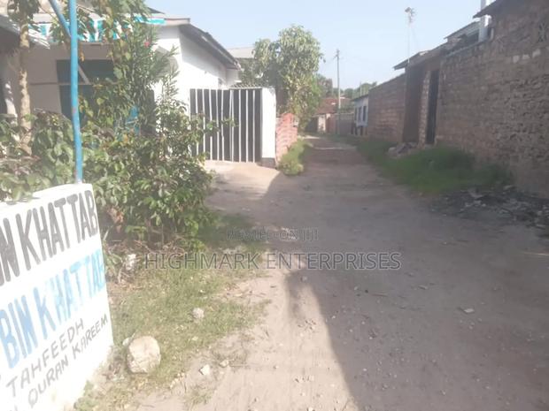 3/4 Acre Plot for Sale Mombasa Likoni - thumbnail 4
