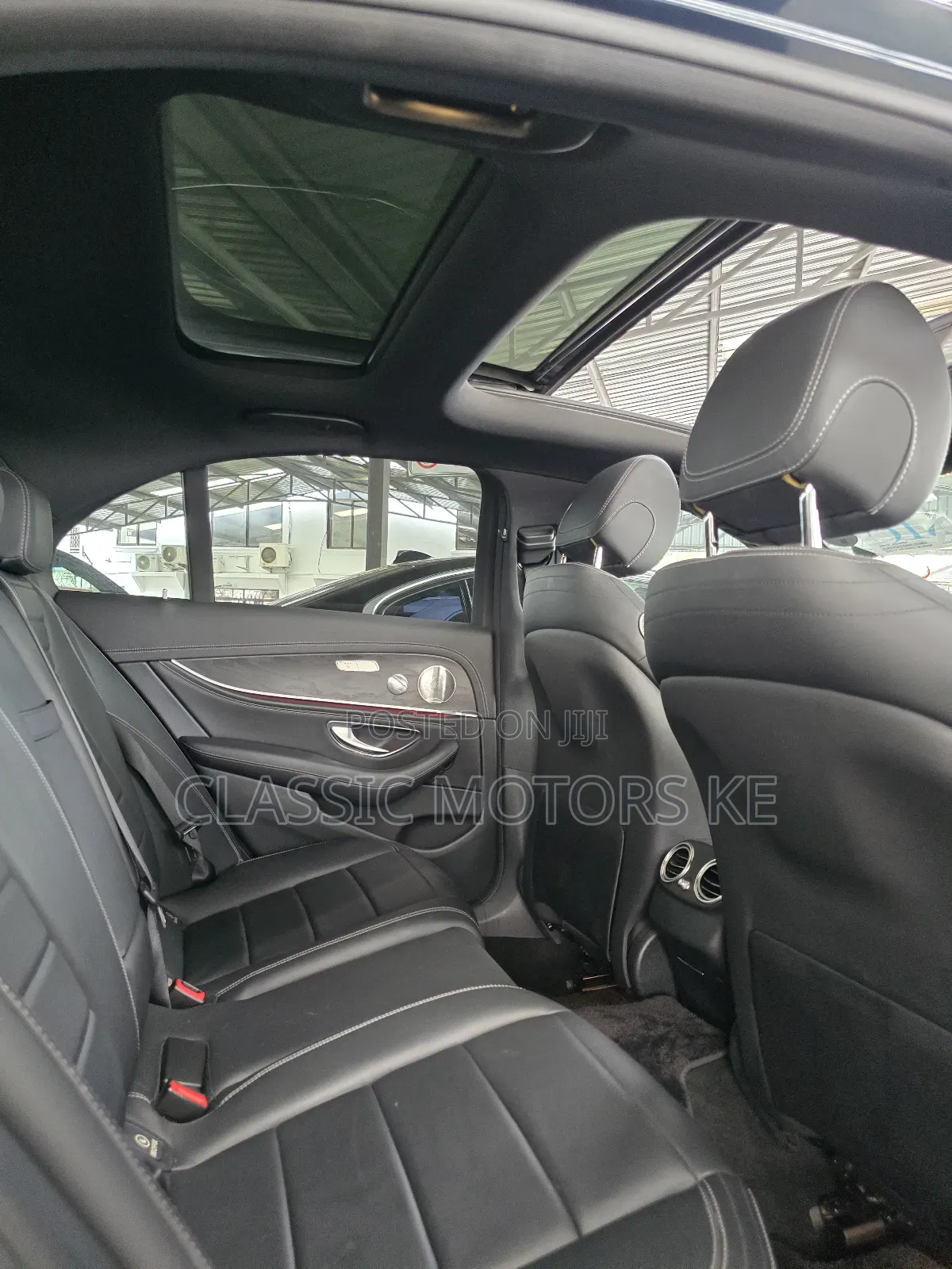 Mercedes-Benz E200 2018 Blue