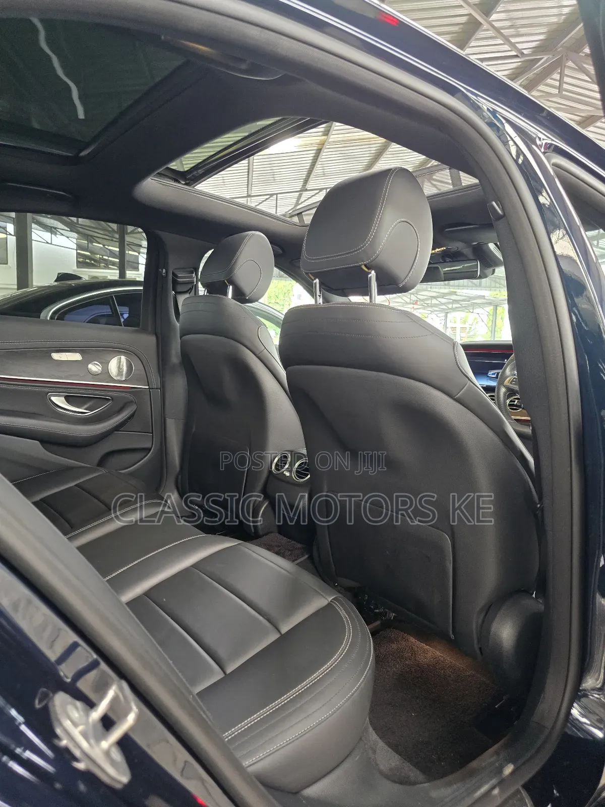 Mercedes-Benz E200 2018 Blue