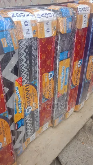 Medium Density Plain Mattress -5*6-12 Inches