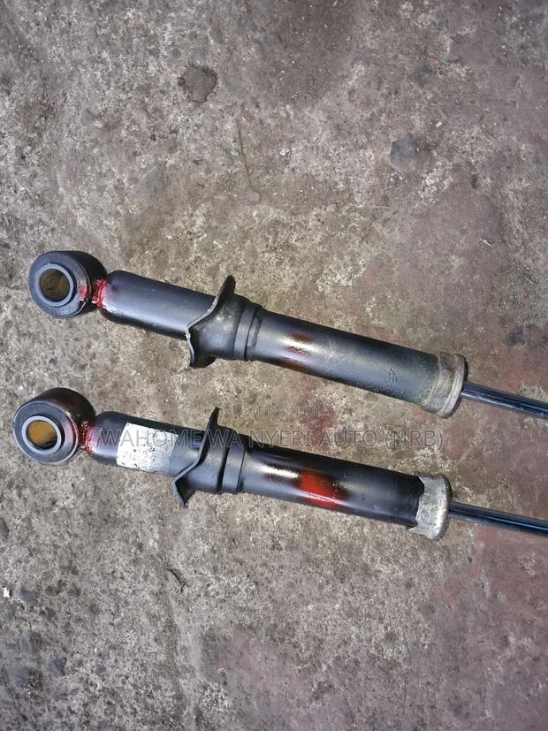 Rear Shocks for Vista - thumbnail 2