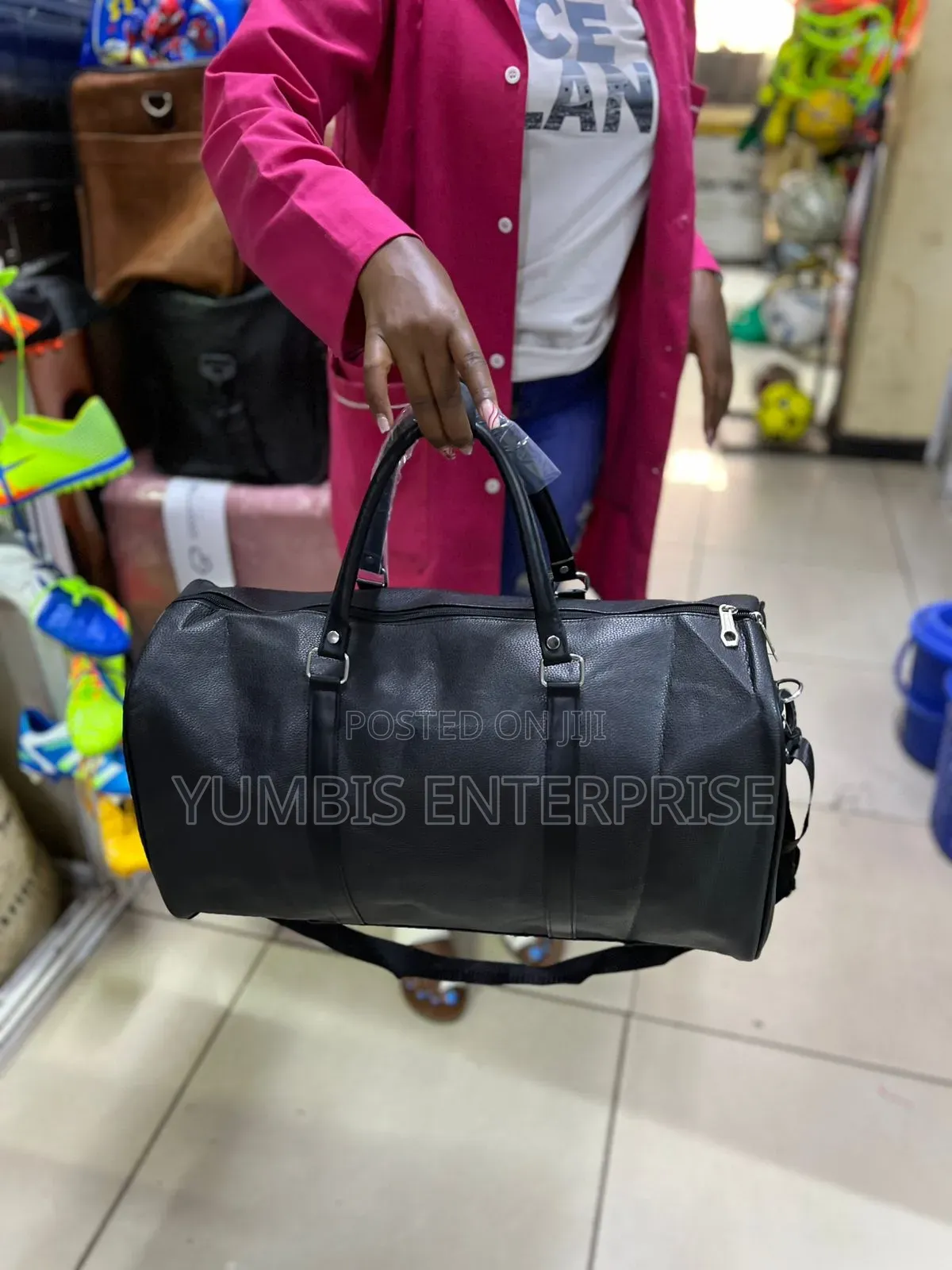 Quality Pu Leather Medium Size Traveling Bags/Gym Bags