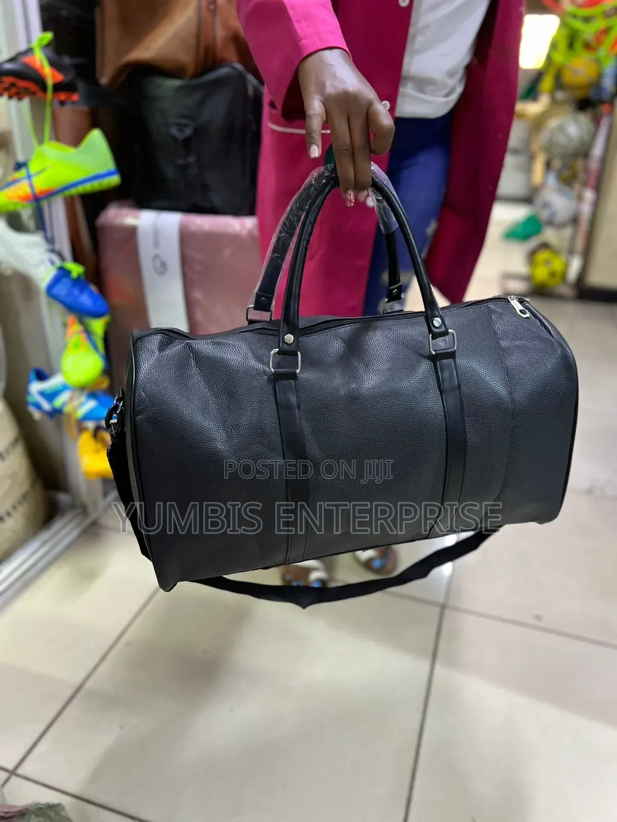 Quality Pu Leather Medium Size Traveling Bags/Gym Bags