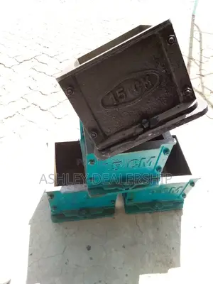 Concrete Cube Moulds