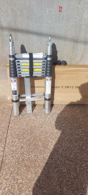 2.5m + 2.5m Aluminum Telescopic Ladder. - thumbnail 2