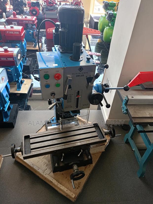 Drilling and Milling Machine - thumbnail 3