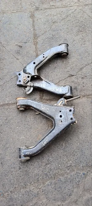 Rear Control Arms Pajero Shogun.