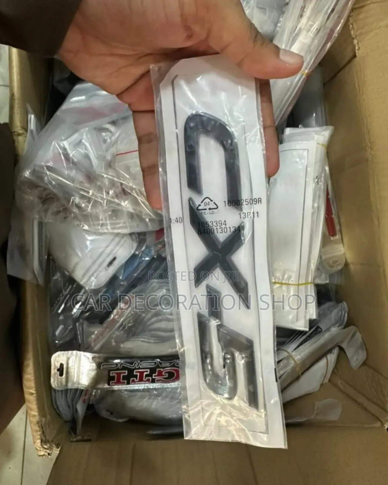 Cx_5 Chrome Decal Letter Badge