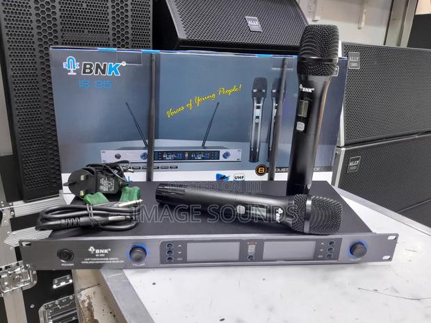 Is25 Wireless Microphone - main view