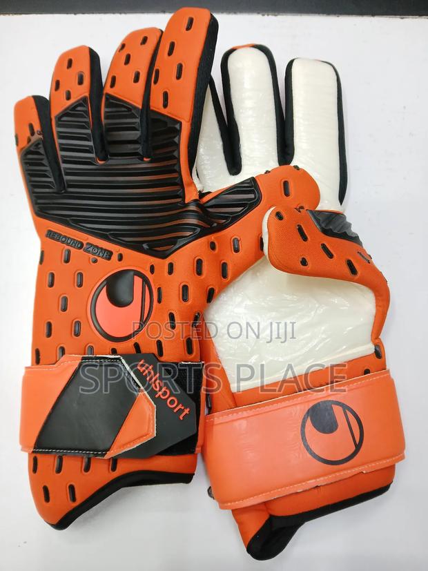 New Uhlsport Elite Goalkeeper Gloves - Super Soft Gloves