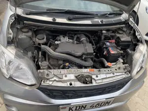 Toyota Passo 1.0 FWD 2017 Silver