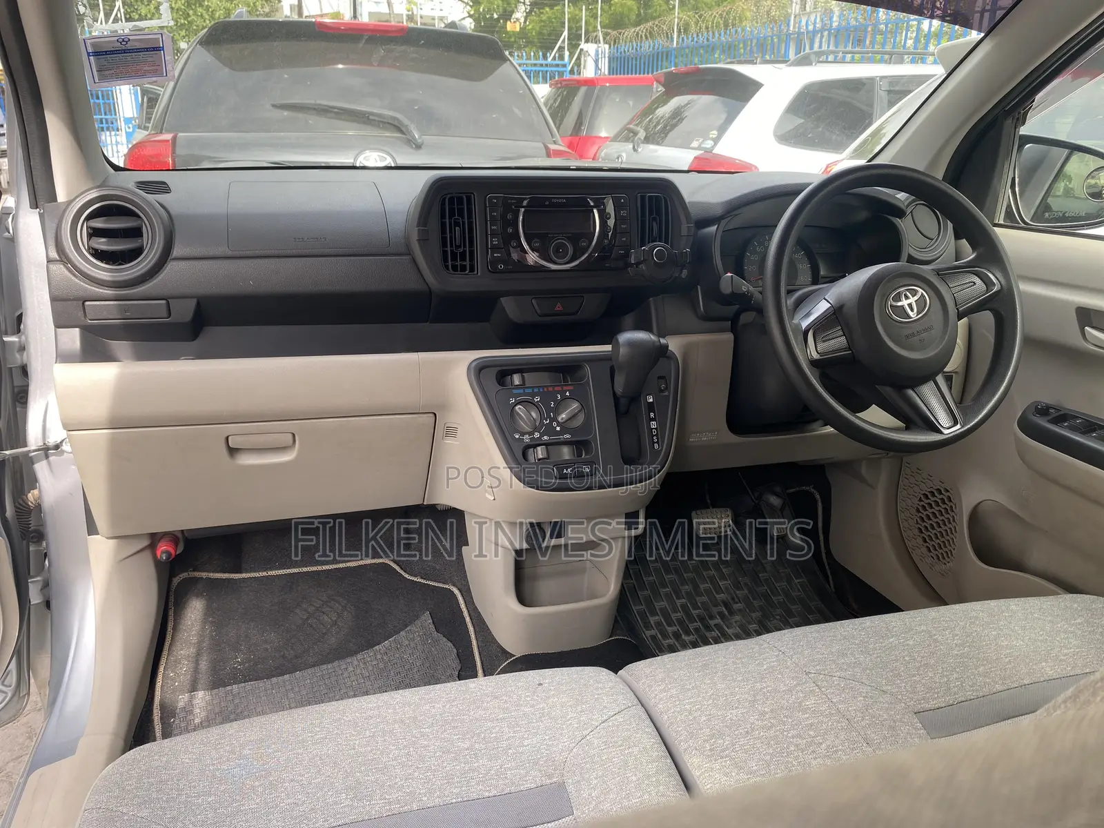 Toyota Passo 1.0 FWD 2017 Silver
