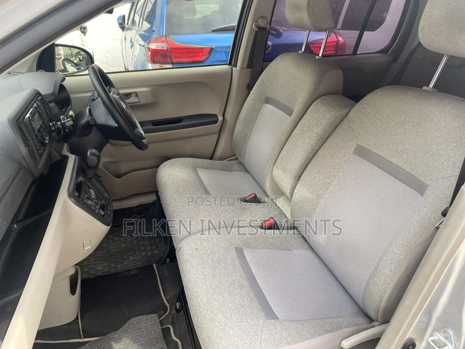 Toyota Passo 1.0 FWD 2017 Silver
