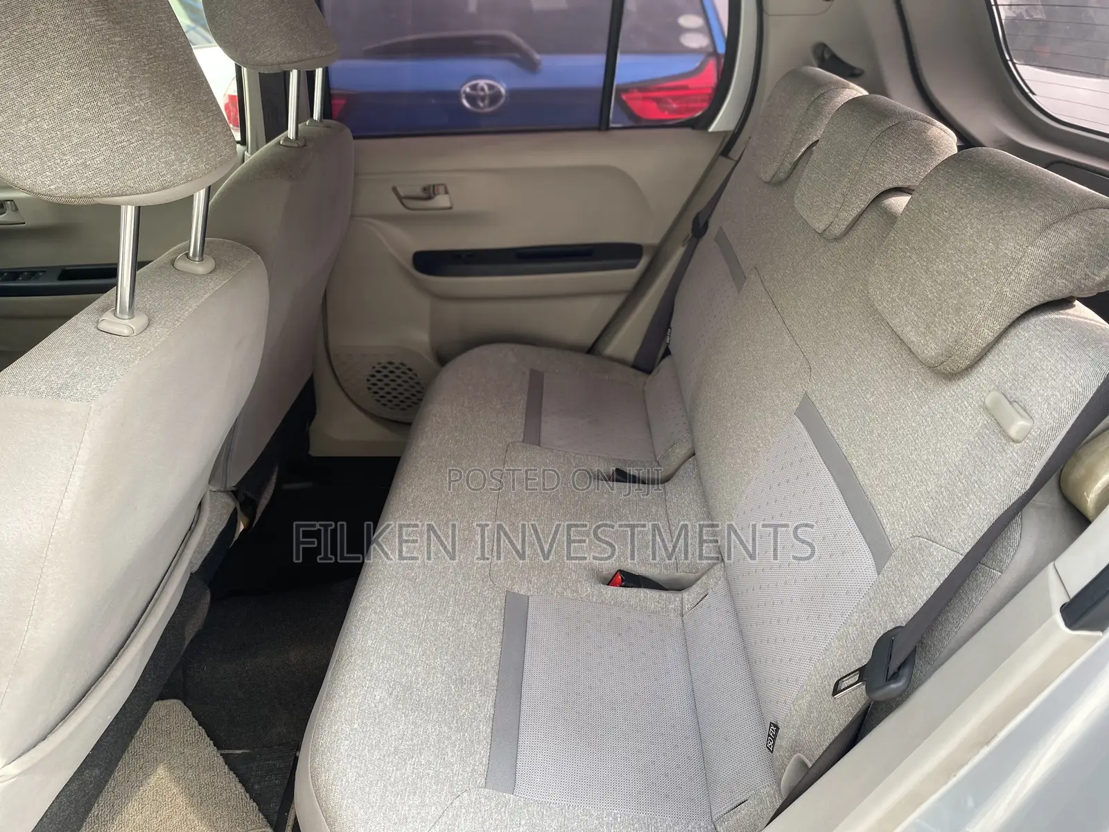 Toyota Passo 1.0 FWD 2017 Silver