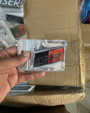 GR Decal Colored Badge