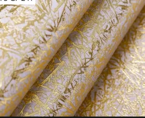 Scattered Gold Arts on Wallpaper