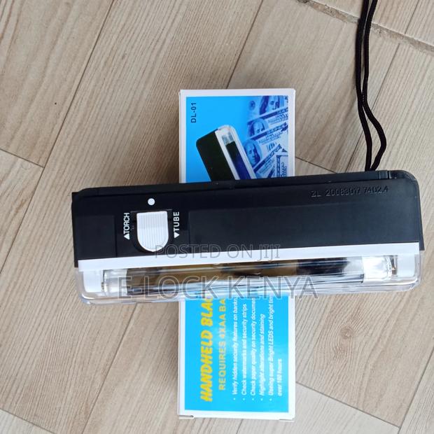 Fluid Leaks Detection UV Flashlight - main view