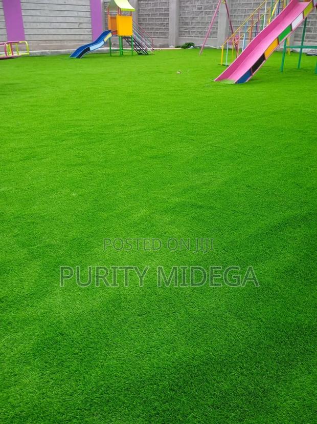 Green Grass Carpets/Artificial Grass Carpets - thumbnail 2