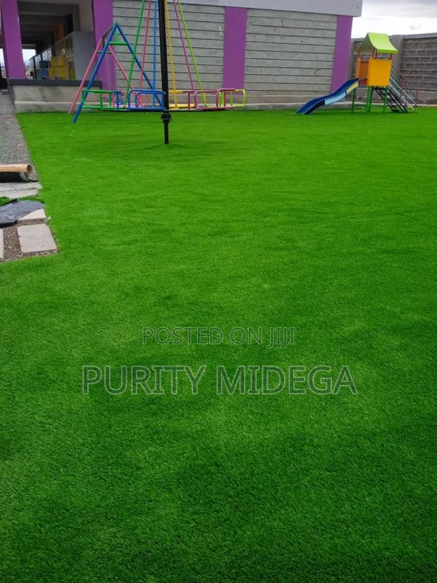 Elagant Grass Carpets - thumbnail 2