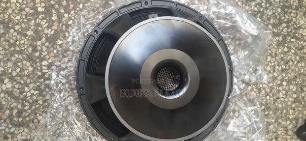 Naked Retone Speaker