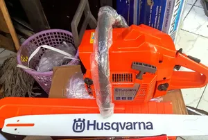 Hasqavarna 268 Power Saw