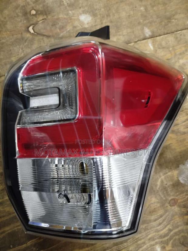 Subaru Forester SJ5 Tail Light. - main view