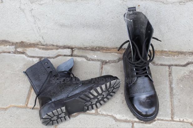 Guard Boots - main view