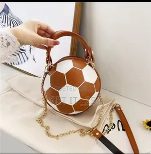 Trendy New Innnn🦾🦾🦾🦾
Basketball 🏀 Bags Fully