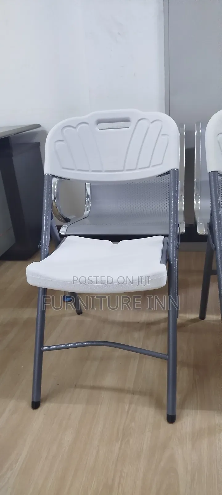 Classy Foldable Restaurant Seats