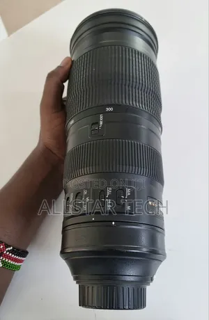 Nikon Af-S Nikkor 200-500mm F/5.6e Ed VR