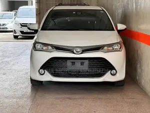 Toyota Corolla Fielder 2018 White
