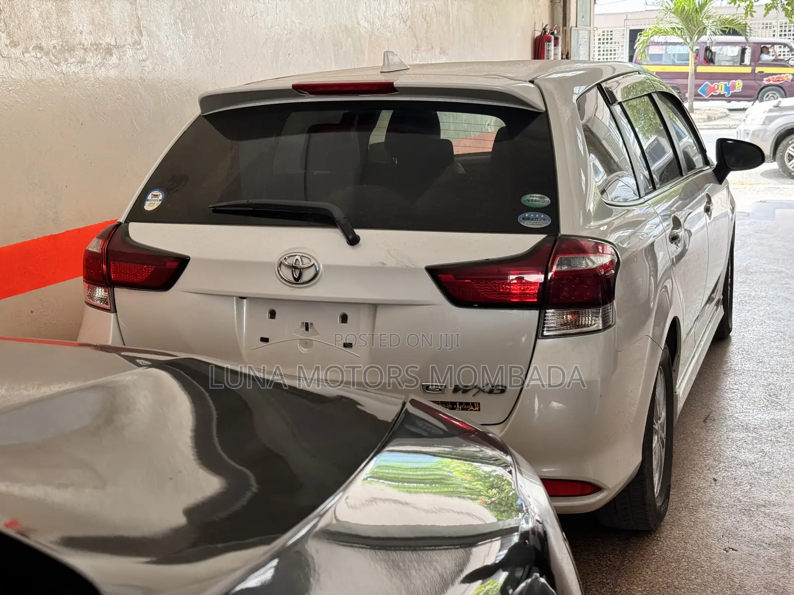 Toyota Corolla Fielder 2018 White