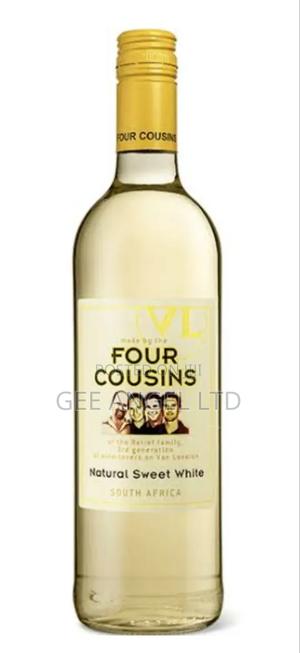 Four Cousins White 750ml - main view