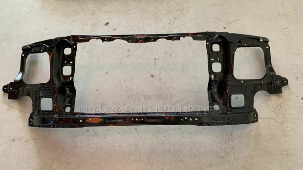 Toyota Hilux Vigo Radiator Panel