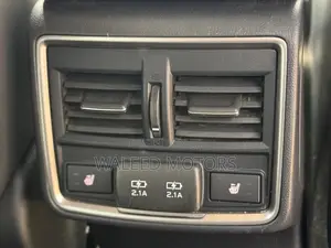 Subaru Forester 2019 Pearl