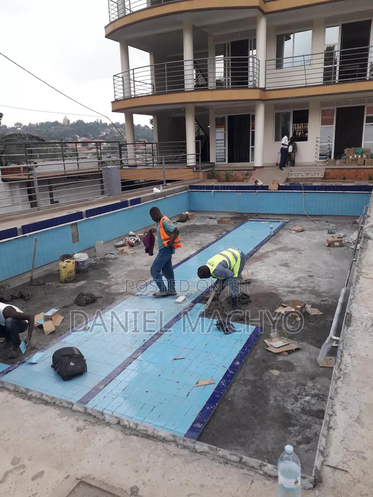 Swimming Pool Construction Services