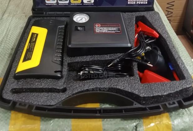 High Power Car Jumper With Compressor