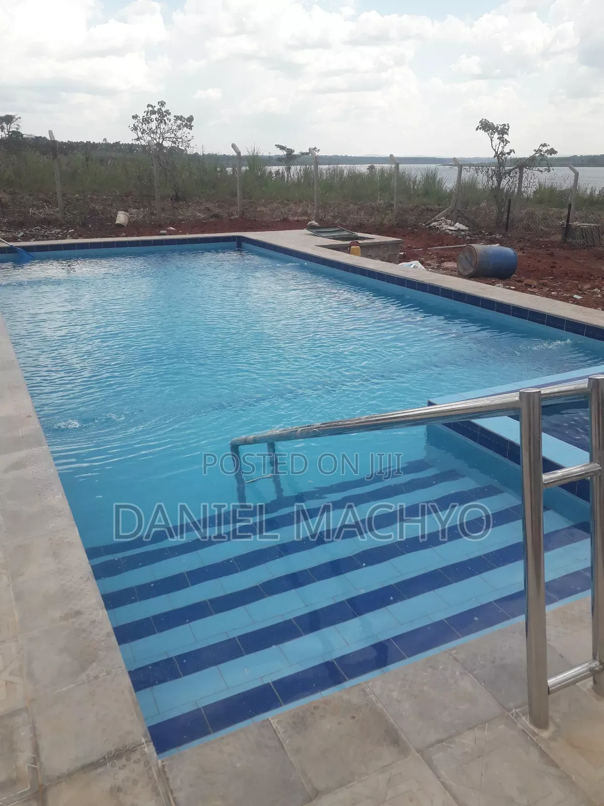 Swimming Pool Construction Services